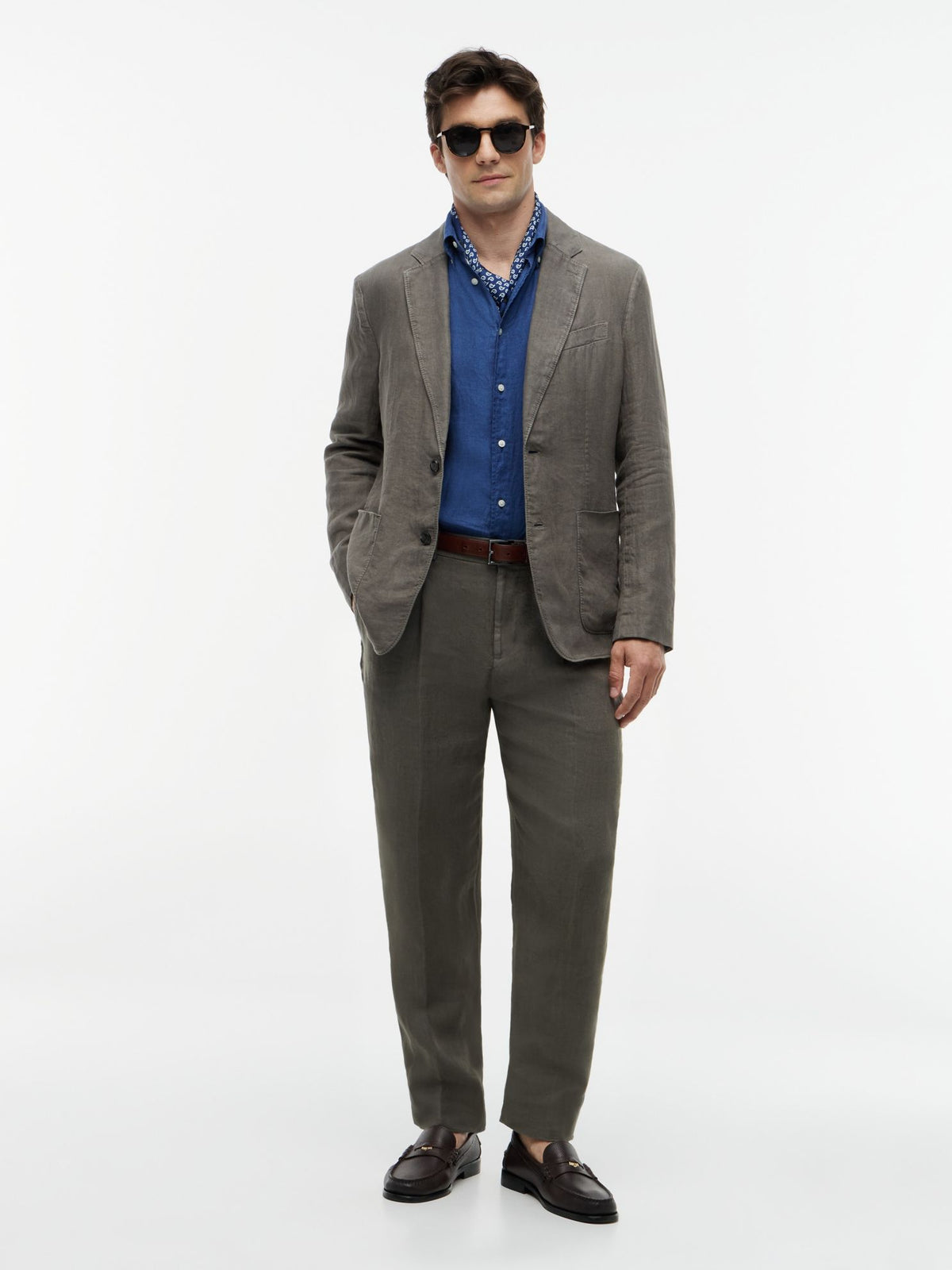 Tommy Hilfiger Garment-Dyed Linen Tapered Pant