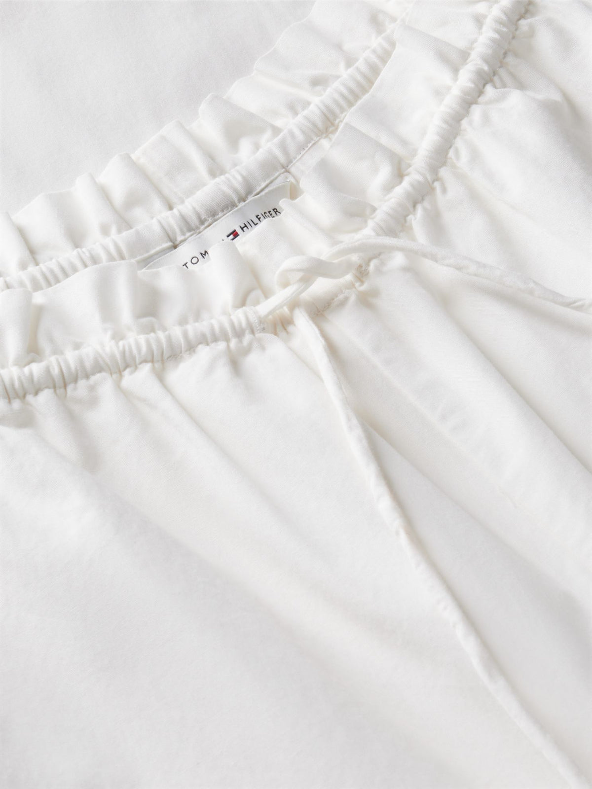 Tommy Hilfiger Embroidered Eyelet Cropped Pull-On Pant