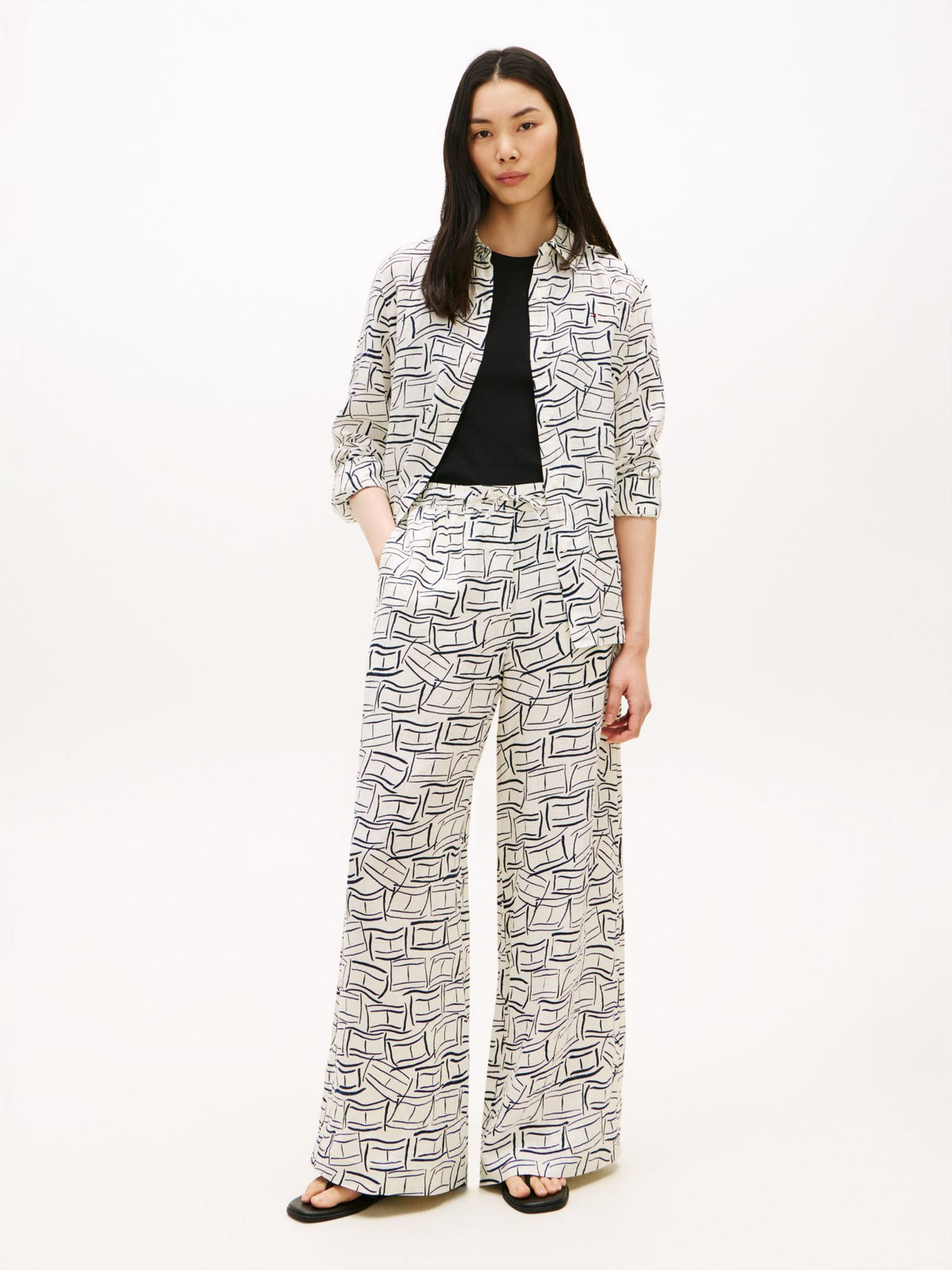 Tommy Hilfiger Relaxed Linen Pull-On Pant
