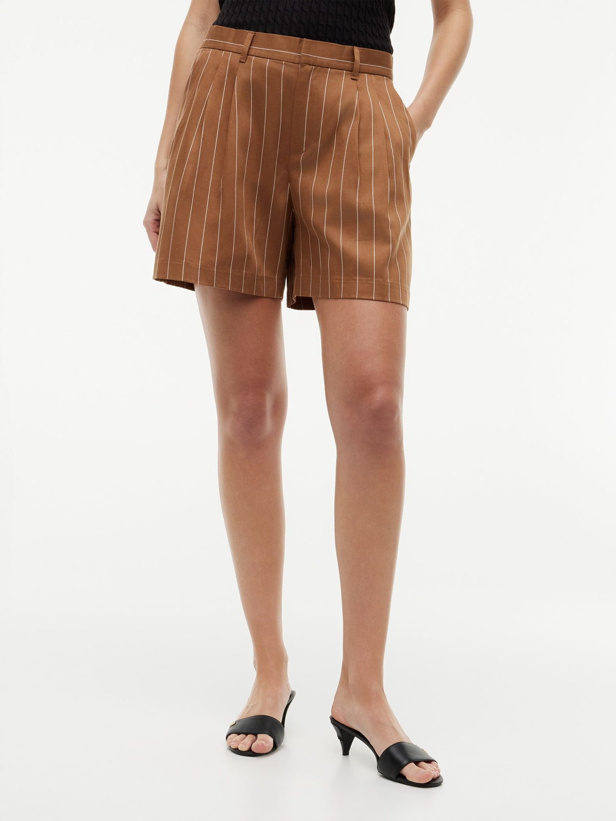 Tommy Hilfiger Lightweight Pleated 5" Short