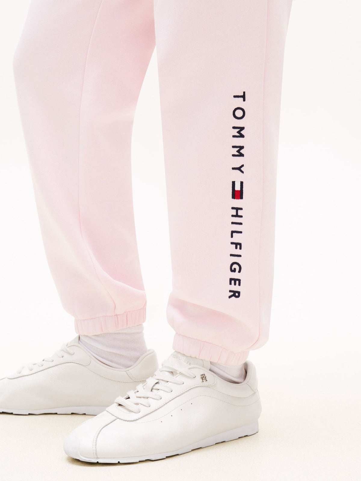 Tommy Hilfiger Embroidered Tommy Logo Sweatpant