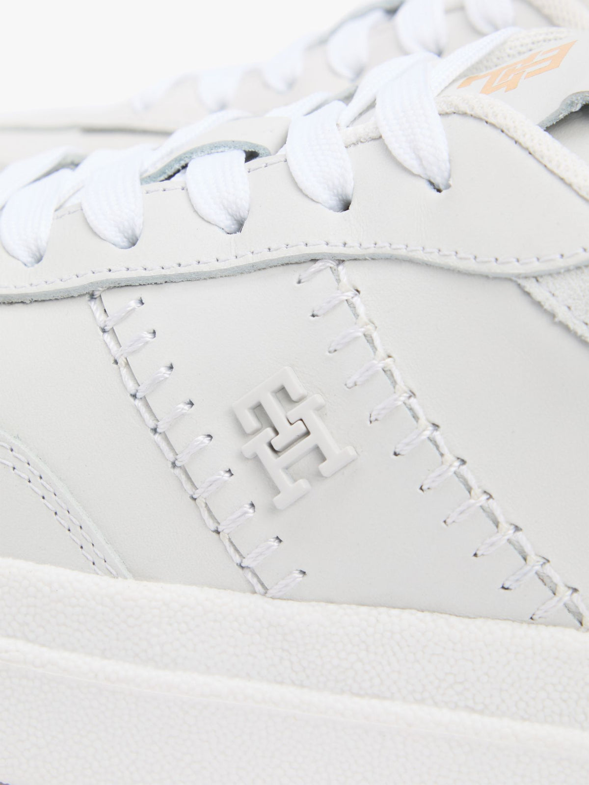 Tommy Hilfiger Platform Leather Court Sneaker