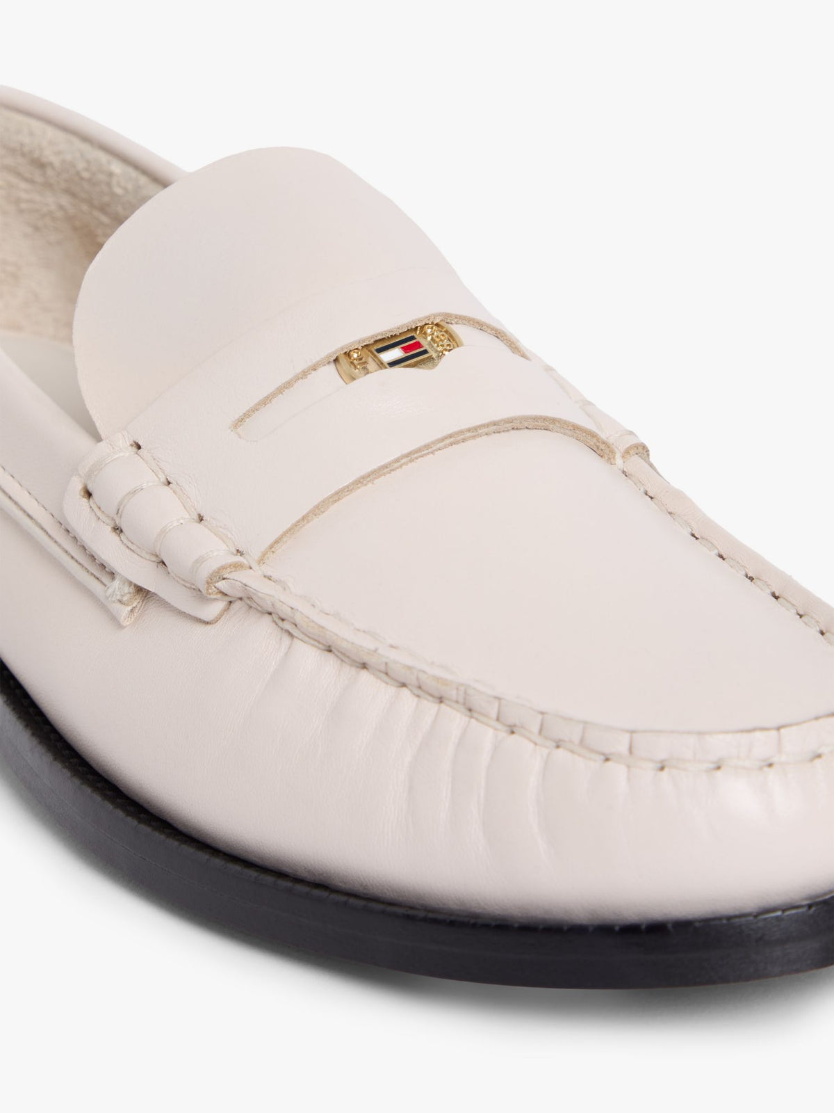 Tommy Hilfiger Smooth Leather Penny Loafer
